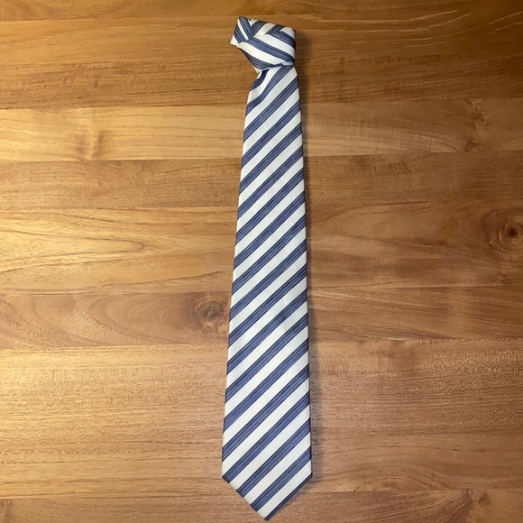 Hugo Boss tie - Picture 2 of 9